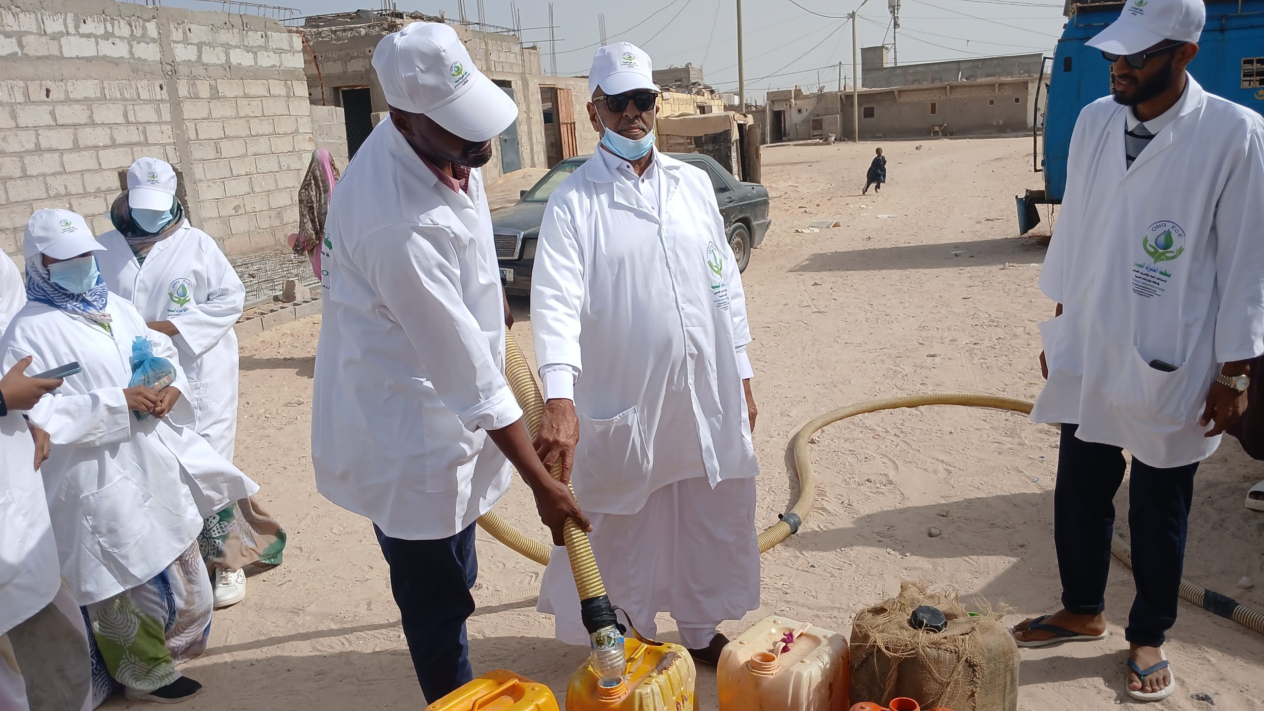 نواذيب : منظمة أنديرك البيئية تنظم سقاية في بعض أحياء