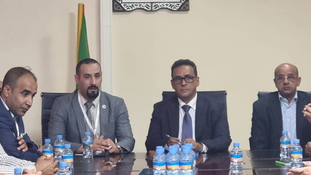 نواذيب : وفد من مختلف القطاعات التجارية والصناعية الجزائرية في زيارة لميناء نواذيب المستقل